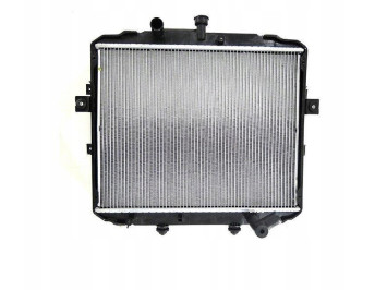 Su radiatoru HYUNDAI 253104F400